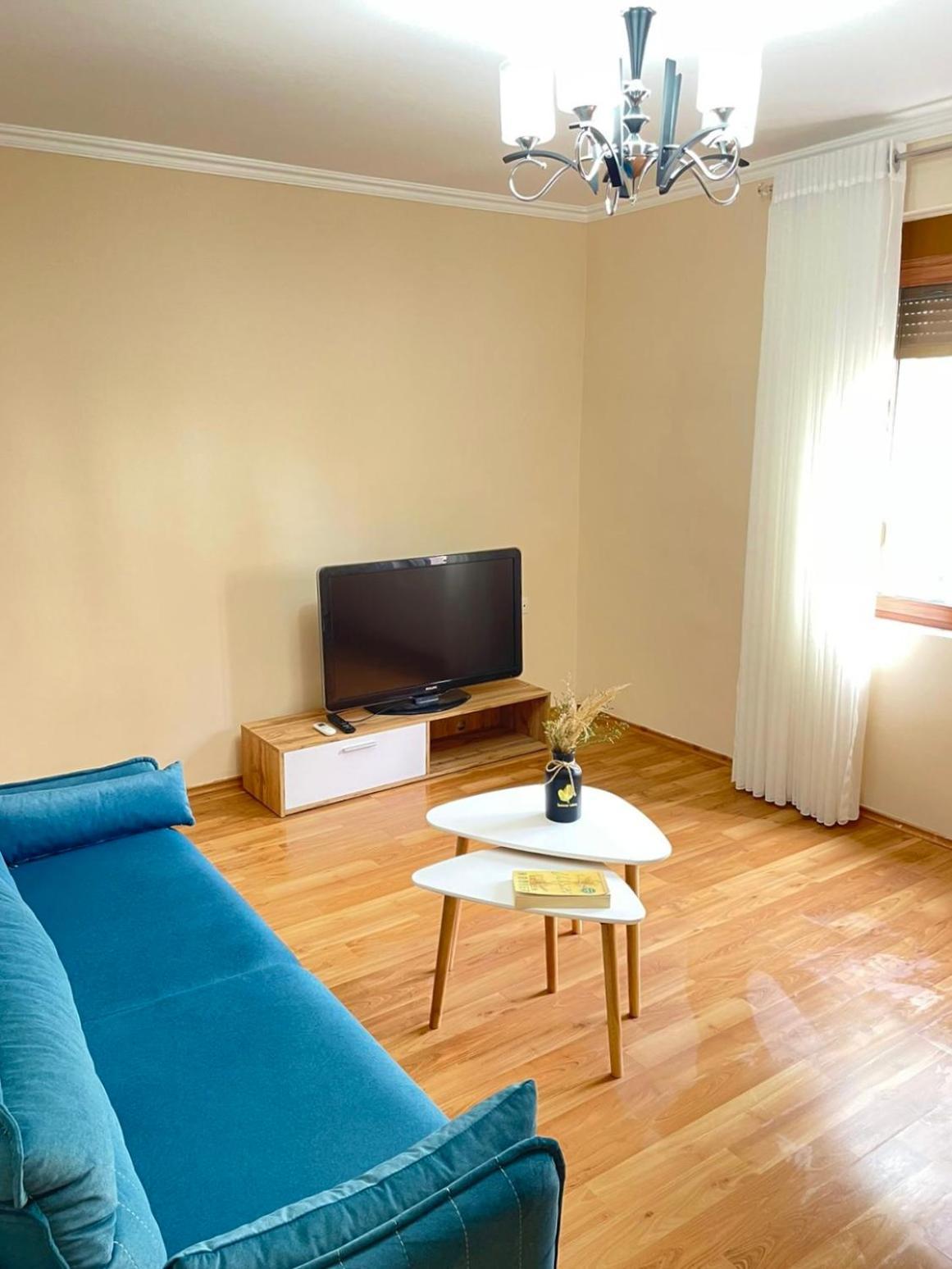 טיראנה Skanderbeg Square Apartment 02 מראה חיצוני תמונה