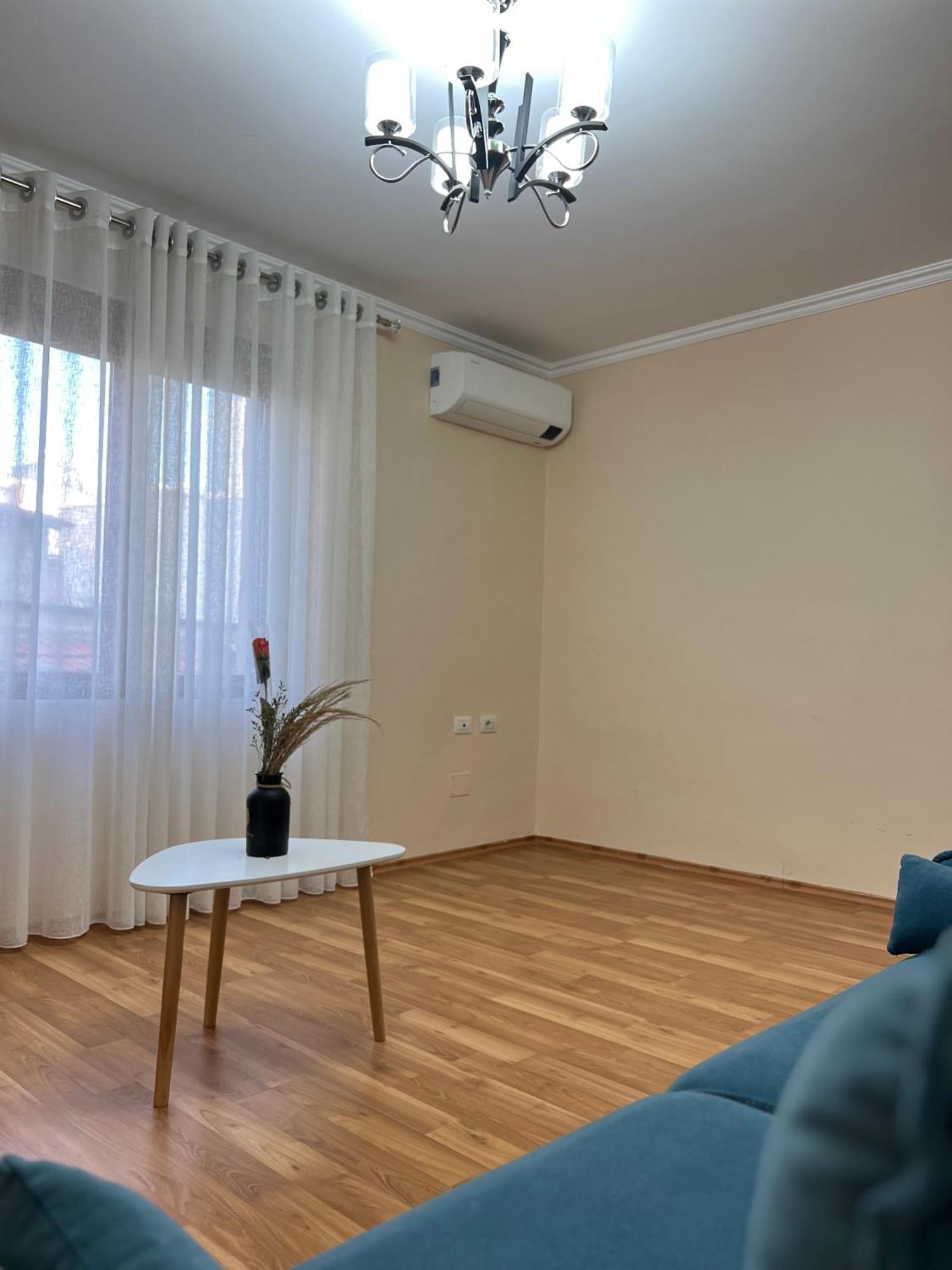 טיראנה Skanderbeg Square Apartment 02 מראה חיצוני תמונה